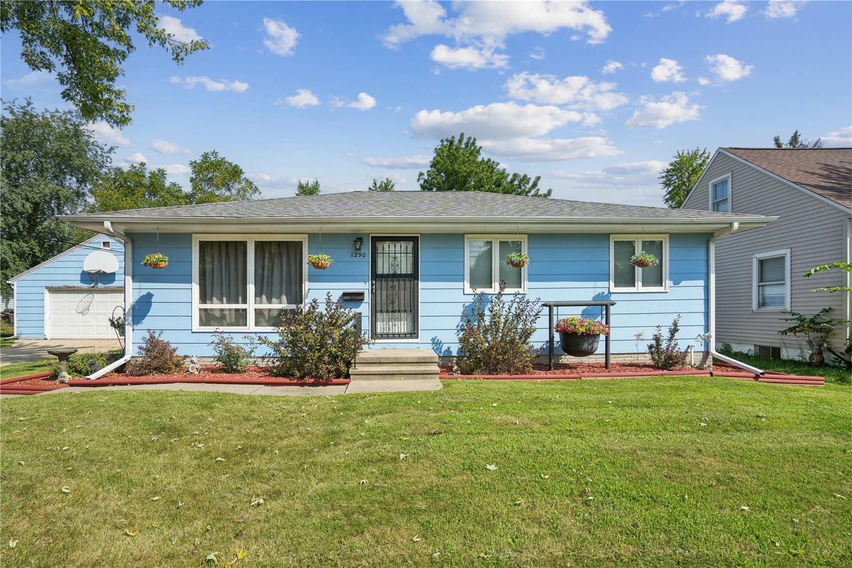 1290 34th Cedar Rapids IA 52402