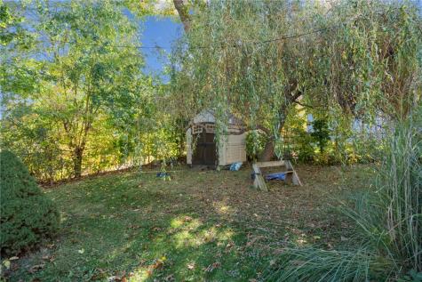 520 22nd Street SE Cedar Rapids IA 52403