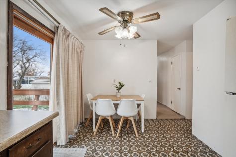 32 29th Avenue SW Cedar Rapids IA 52404