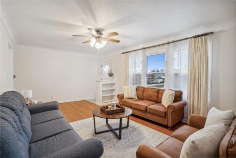 32 29th Avenue SW Cedar Rapids IA 52404