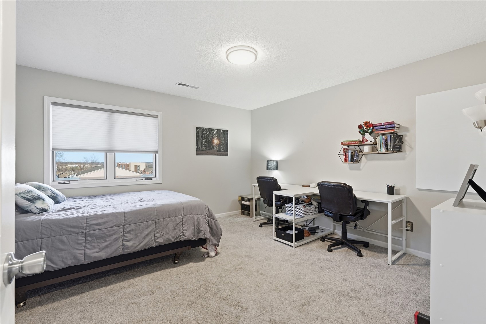 863 Boston Way Coralville IA 52241