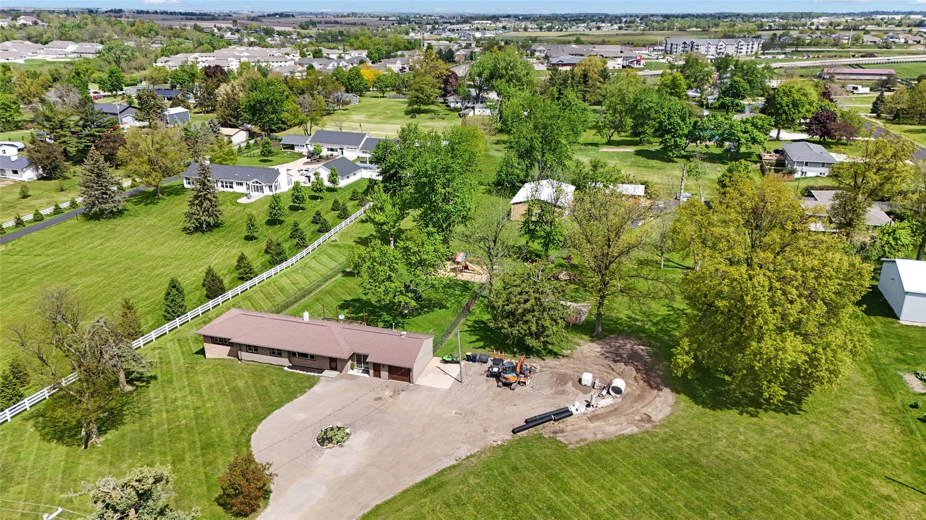 5808 Beverly Road SW Cedar Rapids IA 52404