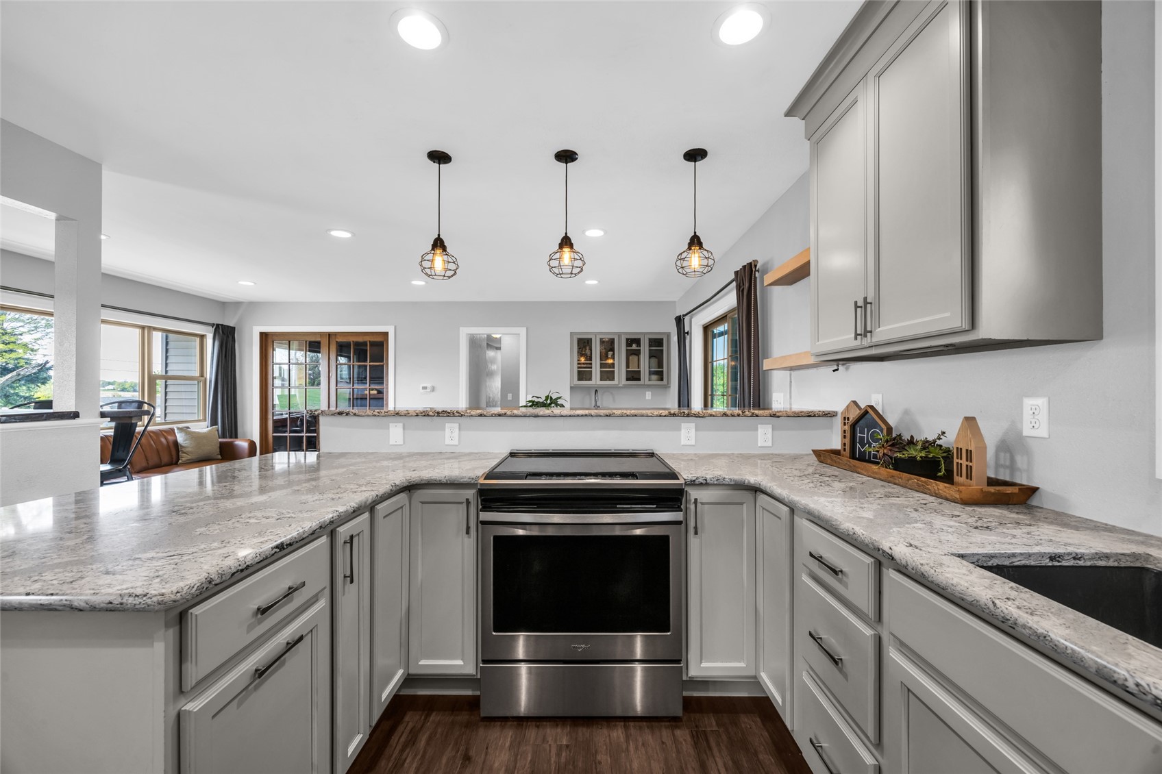 5808 Beverly Road SW Cedar Rapids IA 52404