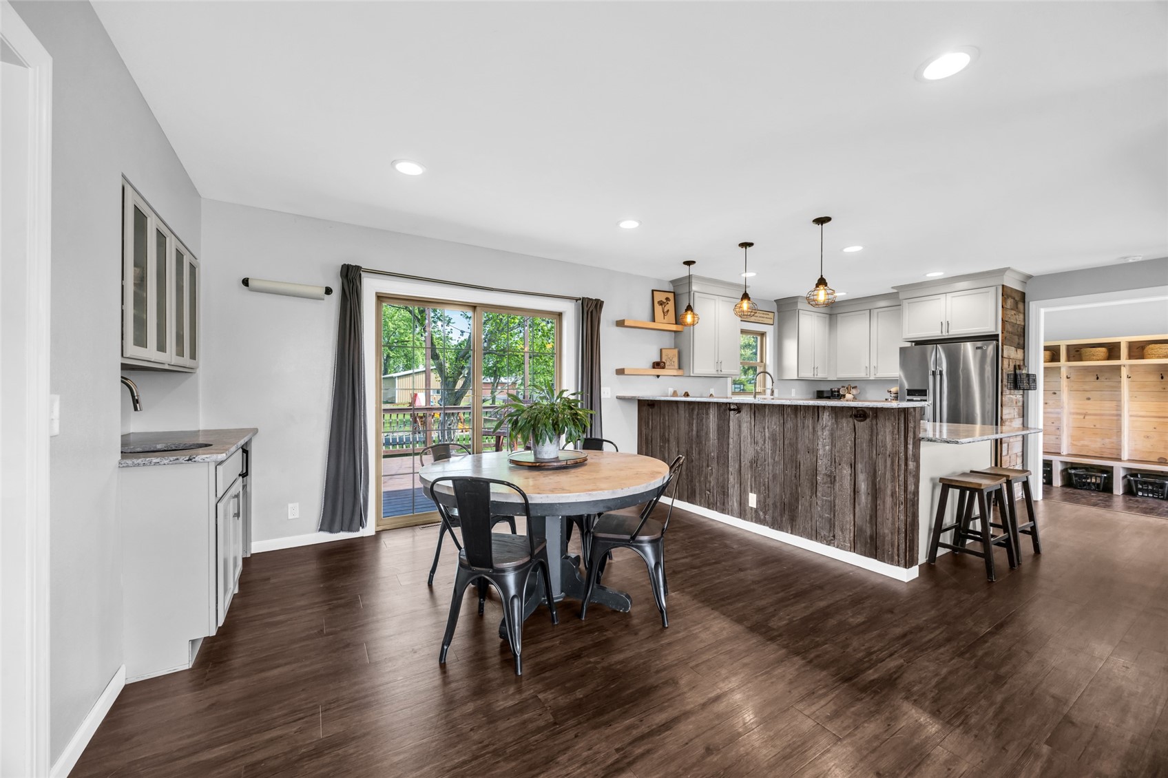 5808 Beverly Road SW Cedar Rapids IA 52404
