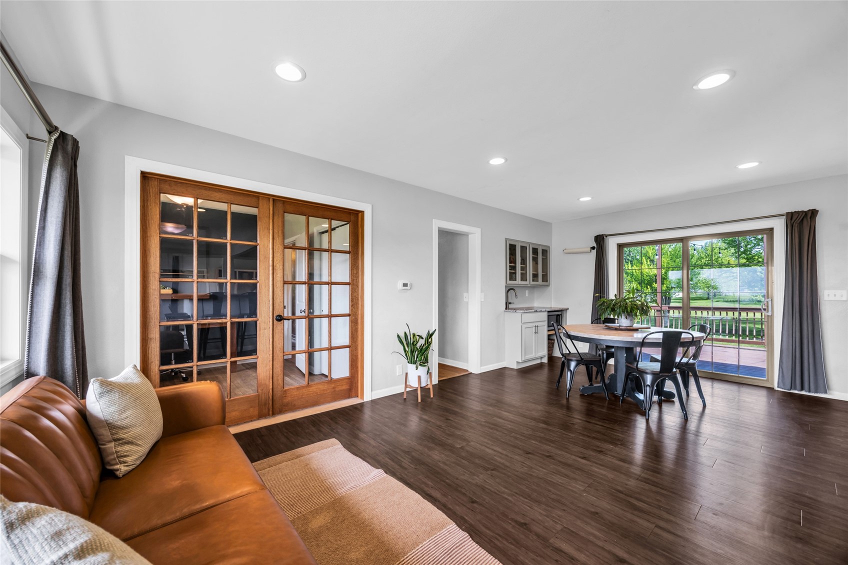 5808 Beverly Road SW Cedar Rapids IA 52404