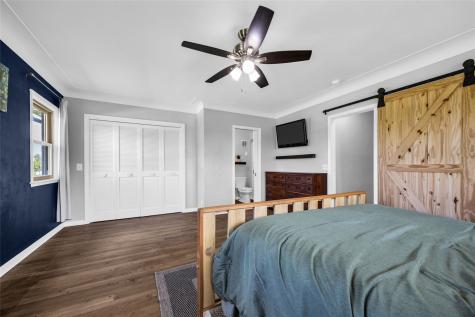 5808 Beverly Road SW Cedar Rapids IA 52404