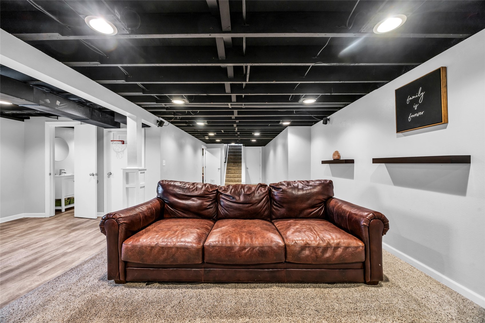 5808 Beverly Road SW Cedar Rapids IA 52404