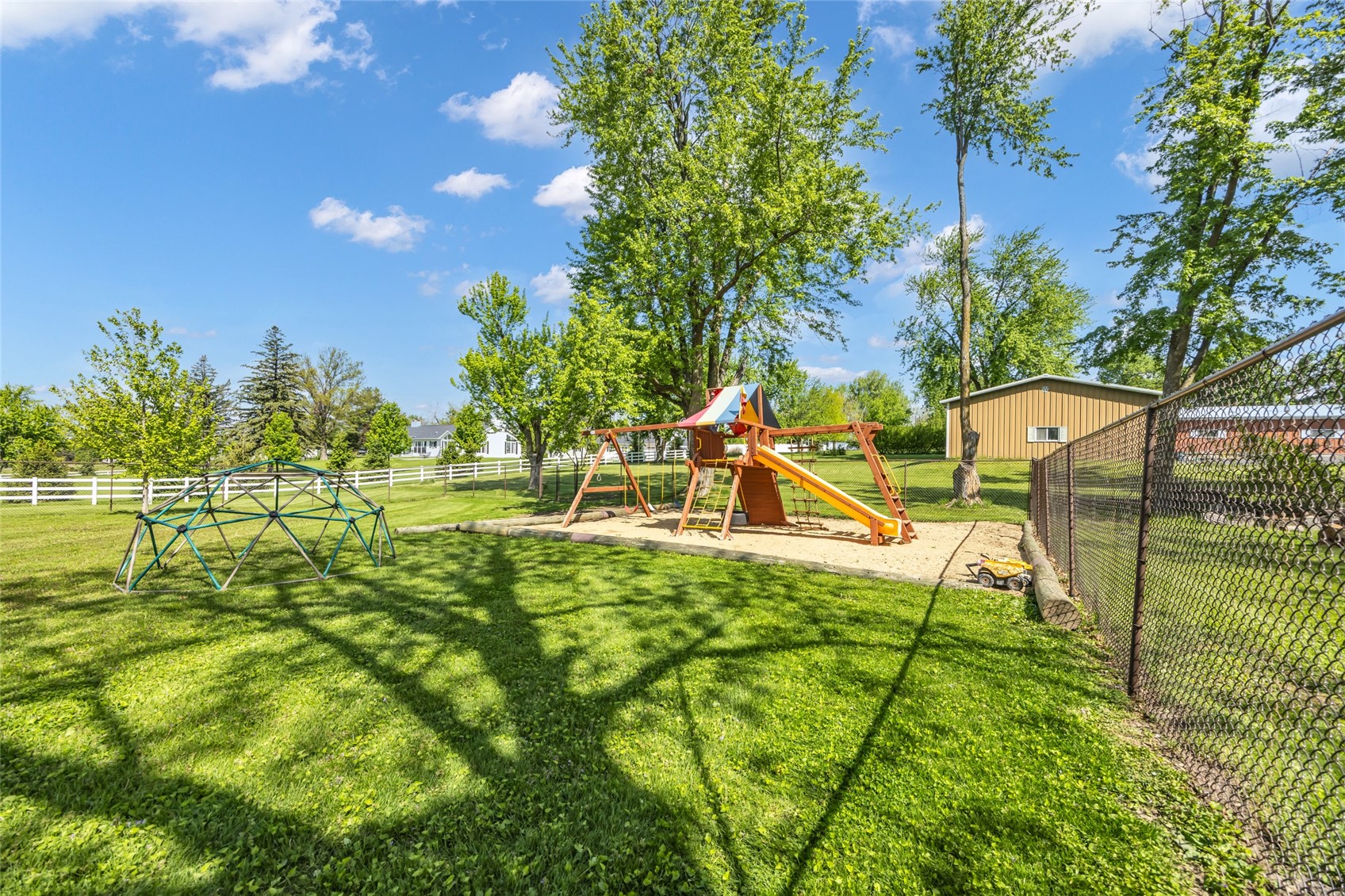 5808 Beverly Road SW Cedar Rapids IA 52404