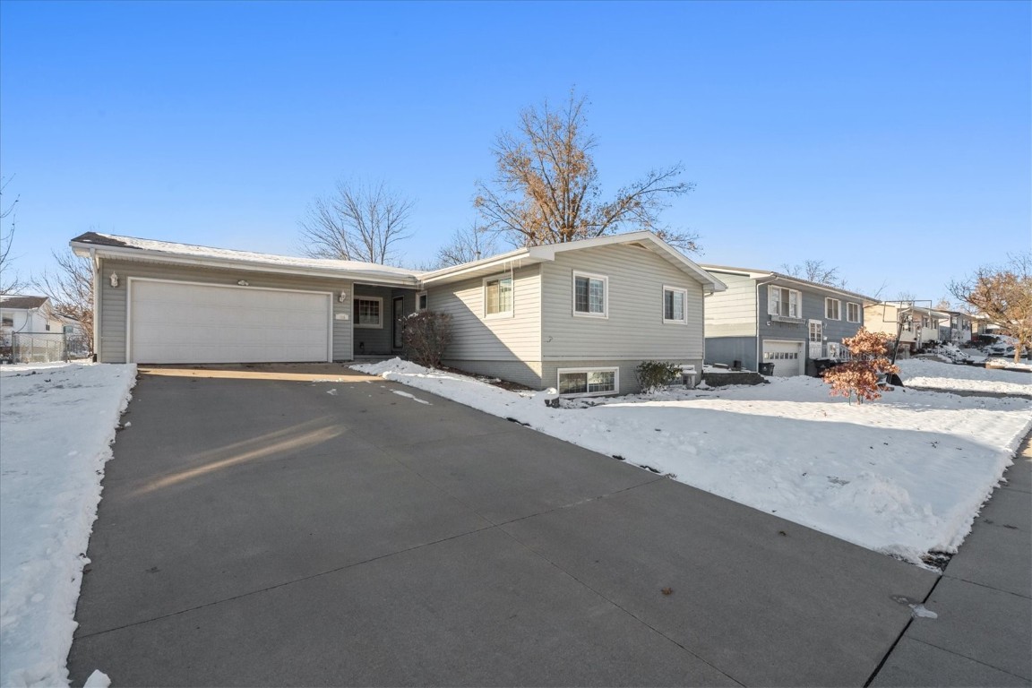 106 Leroy Street NW Cedar Rapids IA 52405