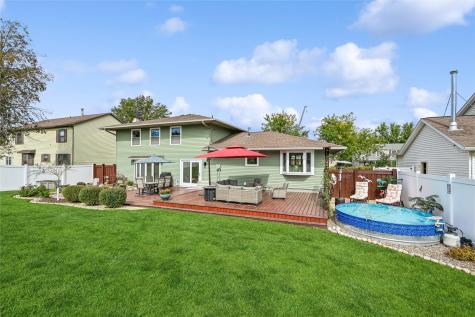 3923 Roxbury Drive NW Cedar Rapids IA 52405
