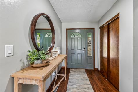 3923 Roxbury Drive NW Cedar Rapids IA 52405