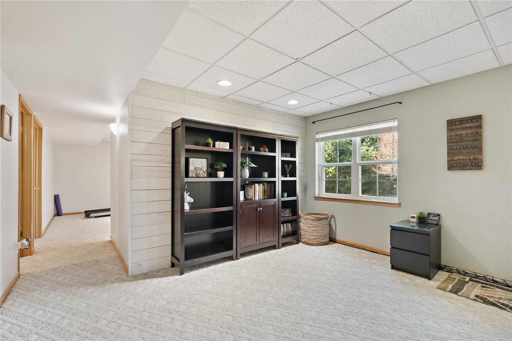 185 Erusha Drive NE Walford IA 52351