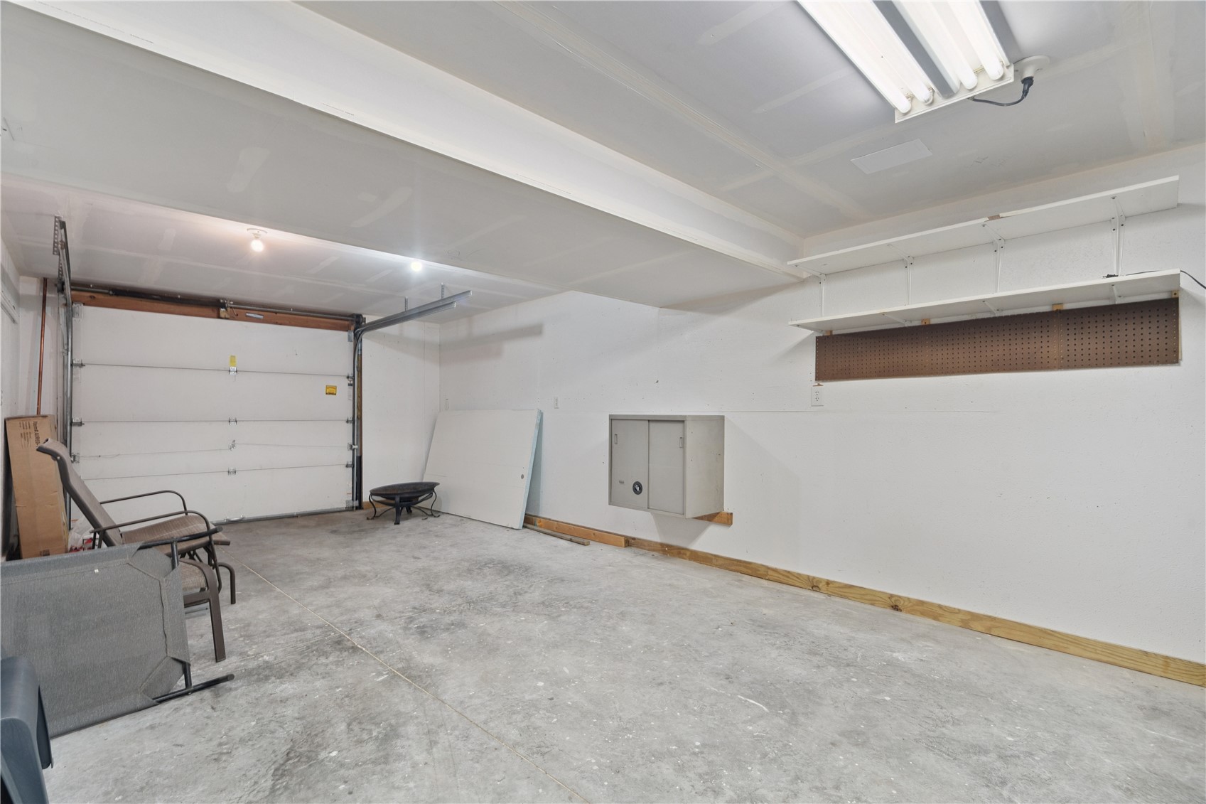 185 Erusha Drive NE Walford IA 52351