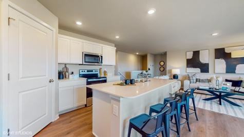 2787 Cecelia Drive Hiawatha IA 52233