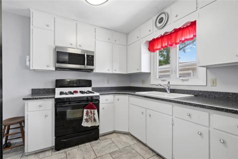 1530 Mcgowan Boulevard Marion IA 52302