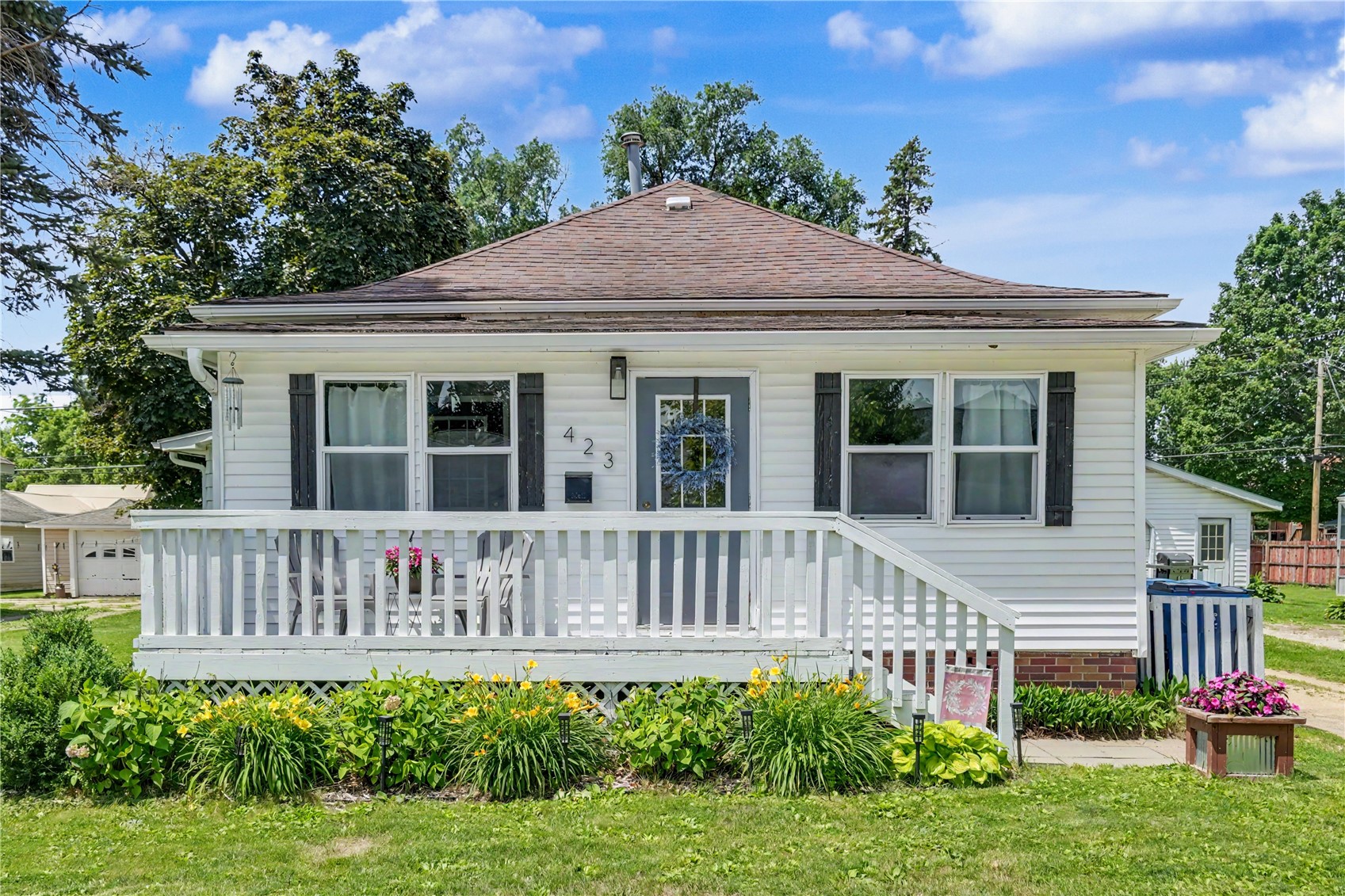 423 N Maple Street Monticello IA 52310