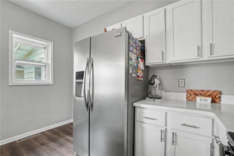 423 N Maple Street Monticello IA 52310