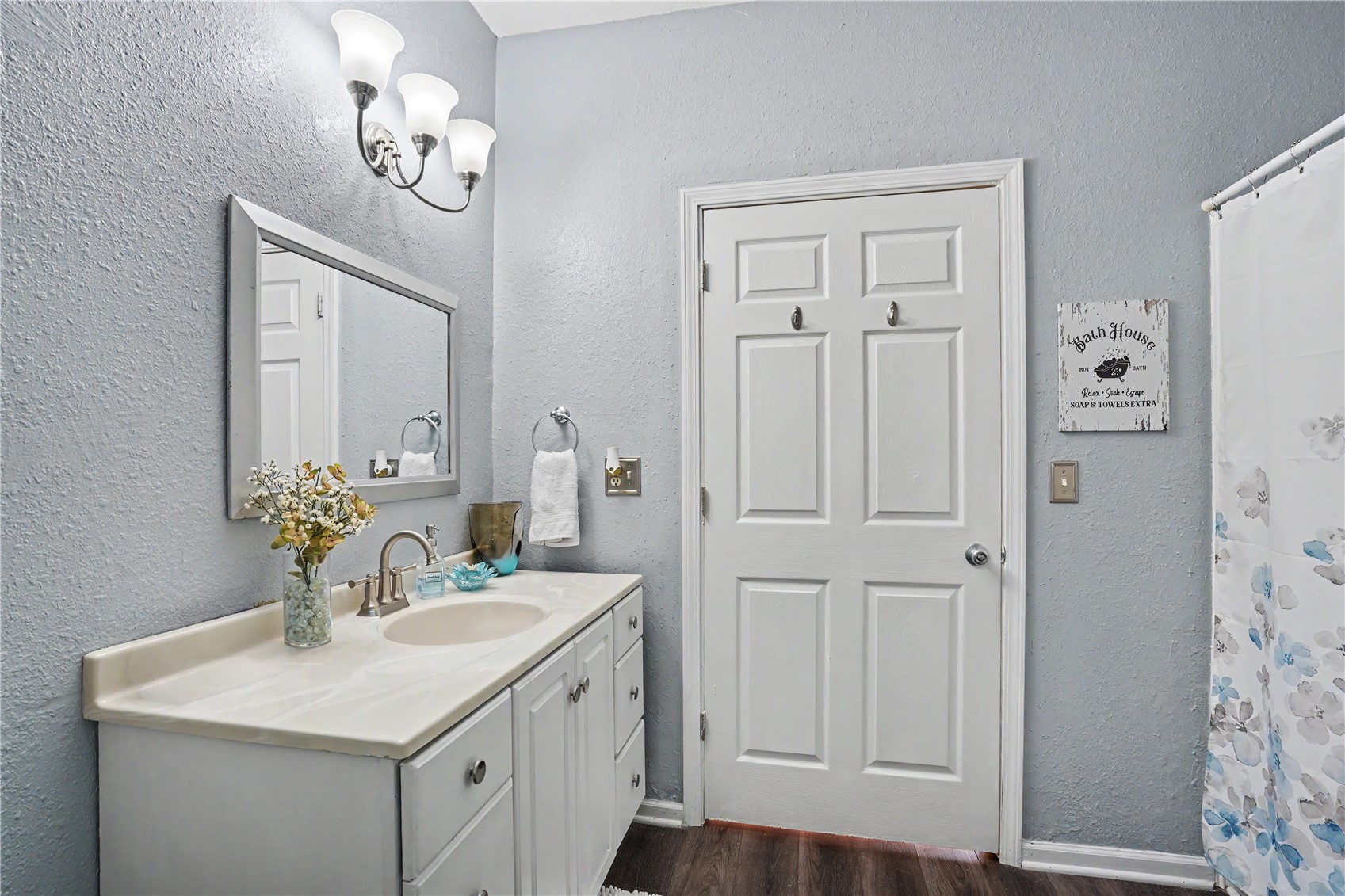 423 N Maple Street Monticello IA 52310