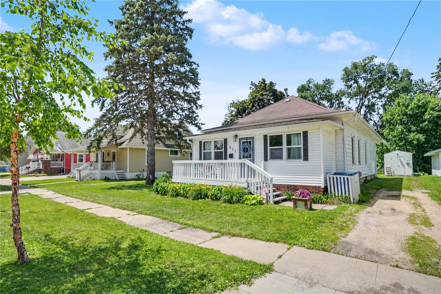 423 N Maple Street Monticello IA 52310
