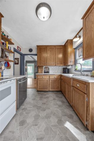 2617 Country Club Parkway SE Cedar Rapids IA 52403
