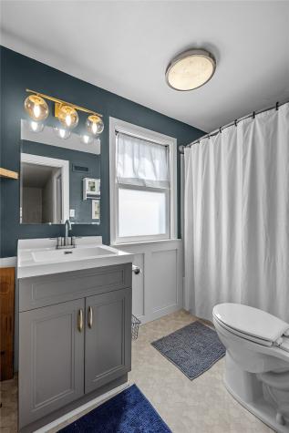 2617 Country Club Parkway SE Cedar Rapids IA 52403
