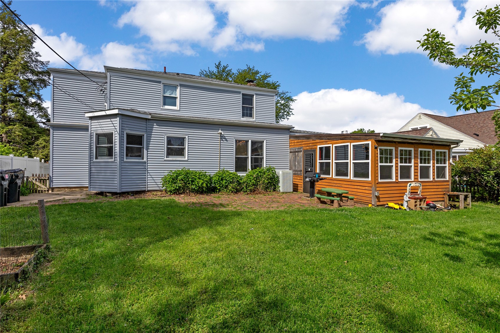 2617 Country Club Parkway SE Cedar Rapids IA 52403