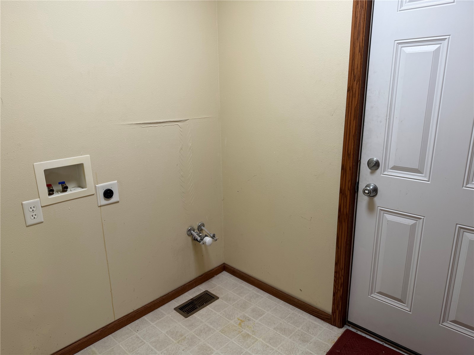 1164 Kyle Drive NE Iowa City IA 52240