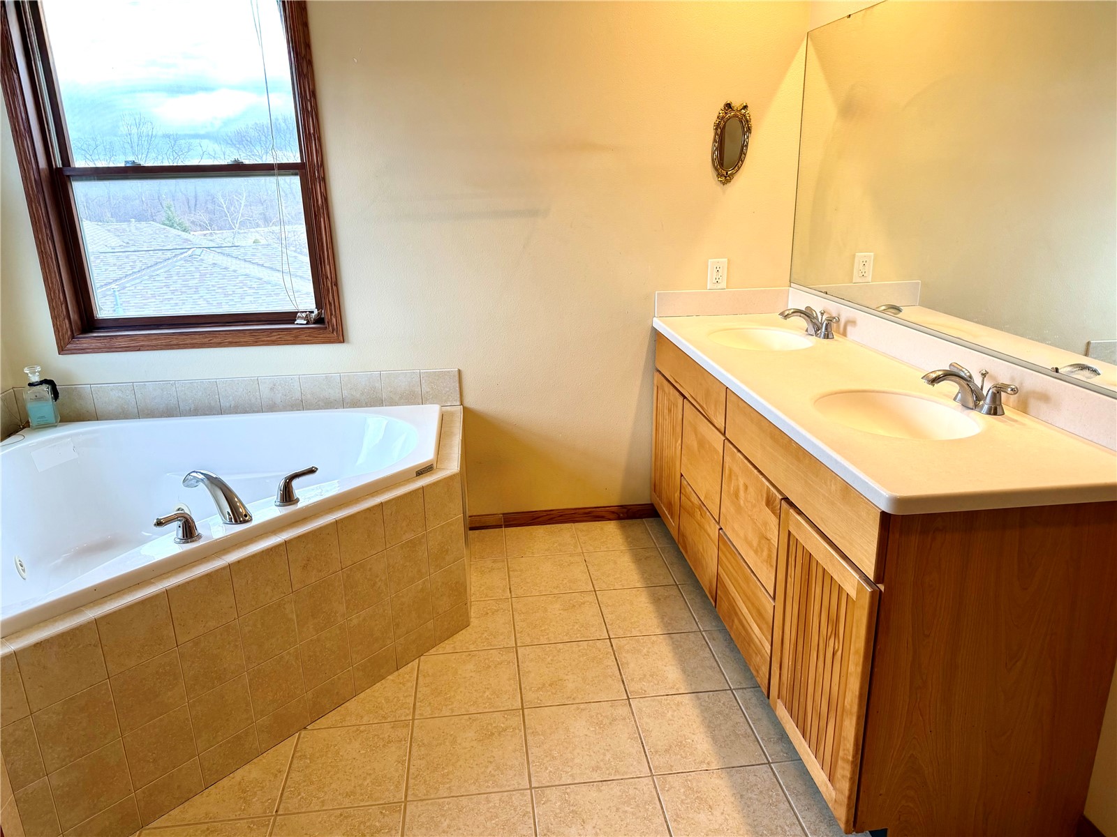 1164 Kyle Drive NE Iowa City IA 52240