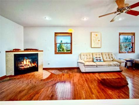 1164 Kyle Drive NE Iowa City IA 52240