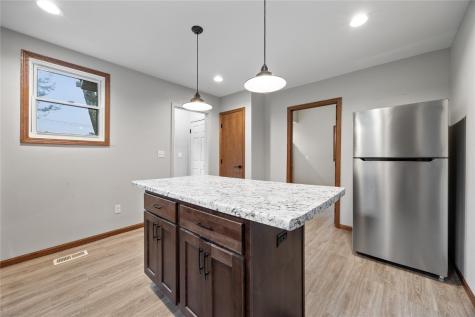 1032 9th Street SE Cedar Rapids IA 52401