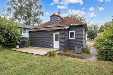 1032 9th Street SE Cedar Rapids IA 52401