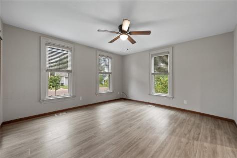 1032 9th Street SE Cedar Rapids IA 52401