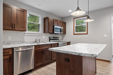 1032 9th Street SE Cedar Rapids IA 52401