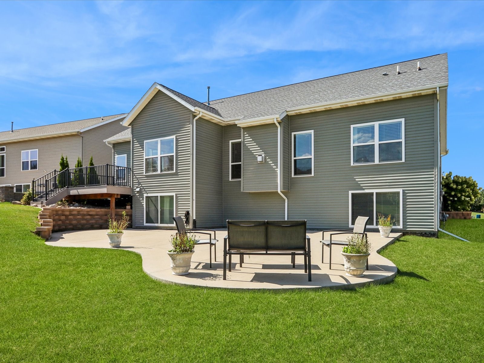 3015 Hillsboro Drive SW Cedar Rapids IA 52404