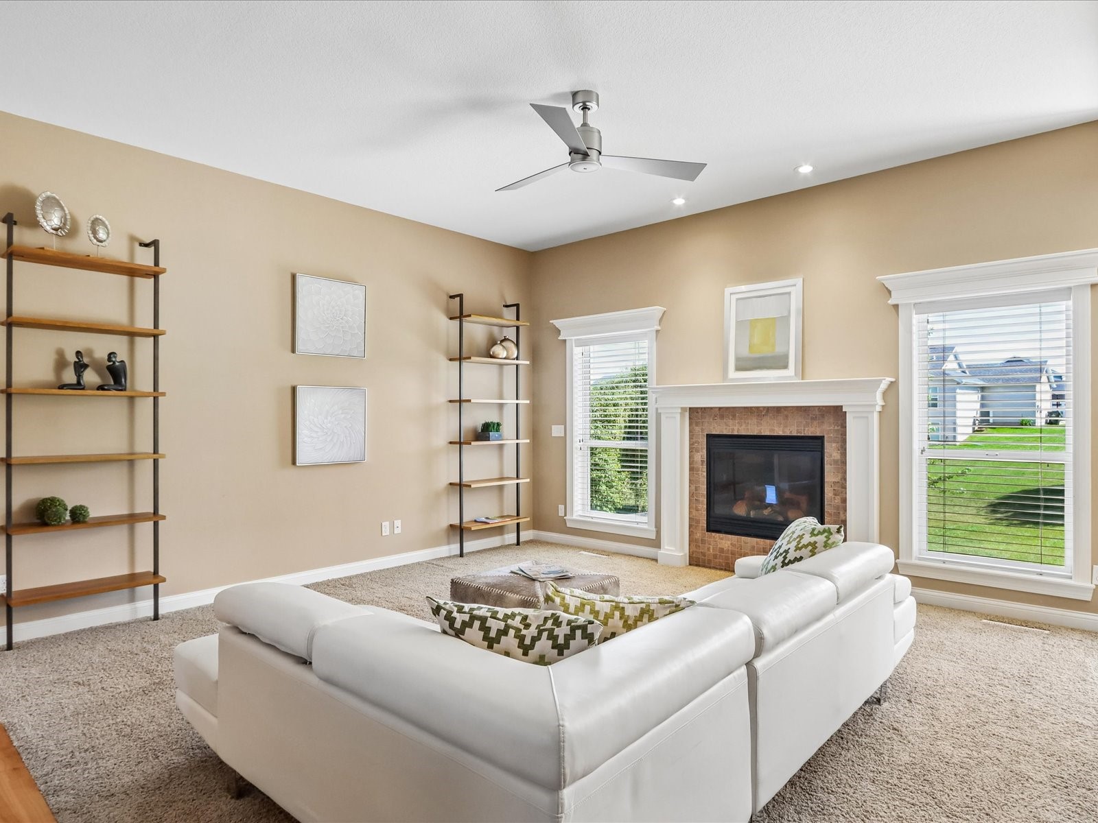 3015 Hillsboro Drive SW Cedar Rapids IA 52404