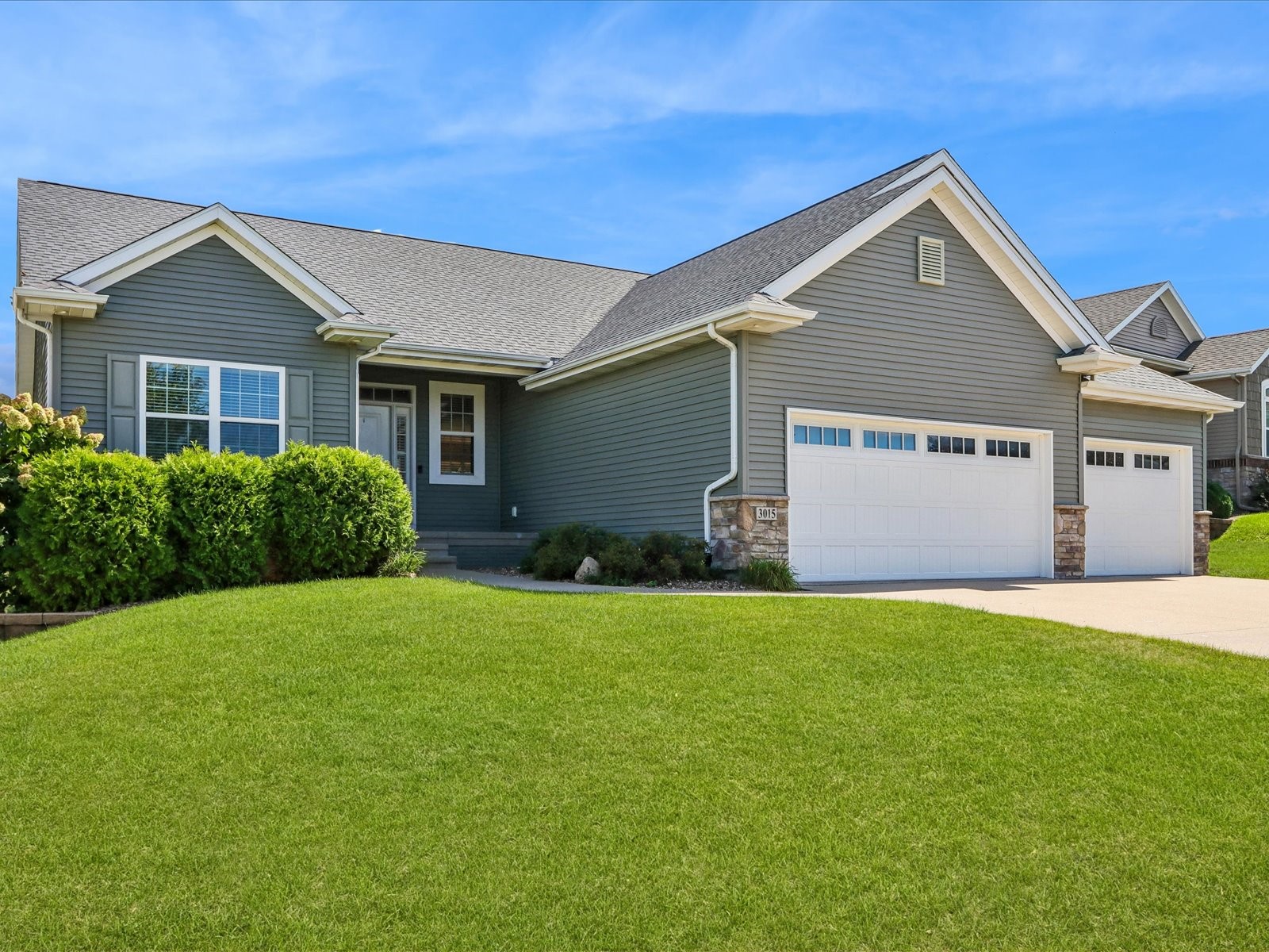 3015 Hillsboro Drive SW Cedar Rapids IA 52404