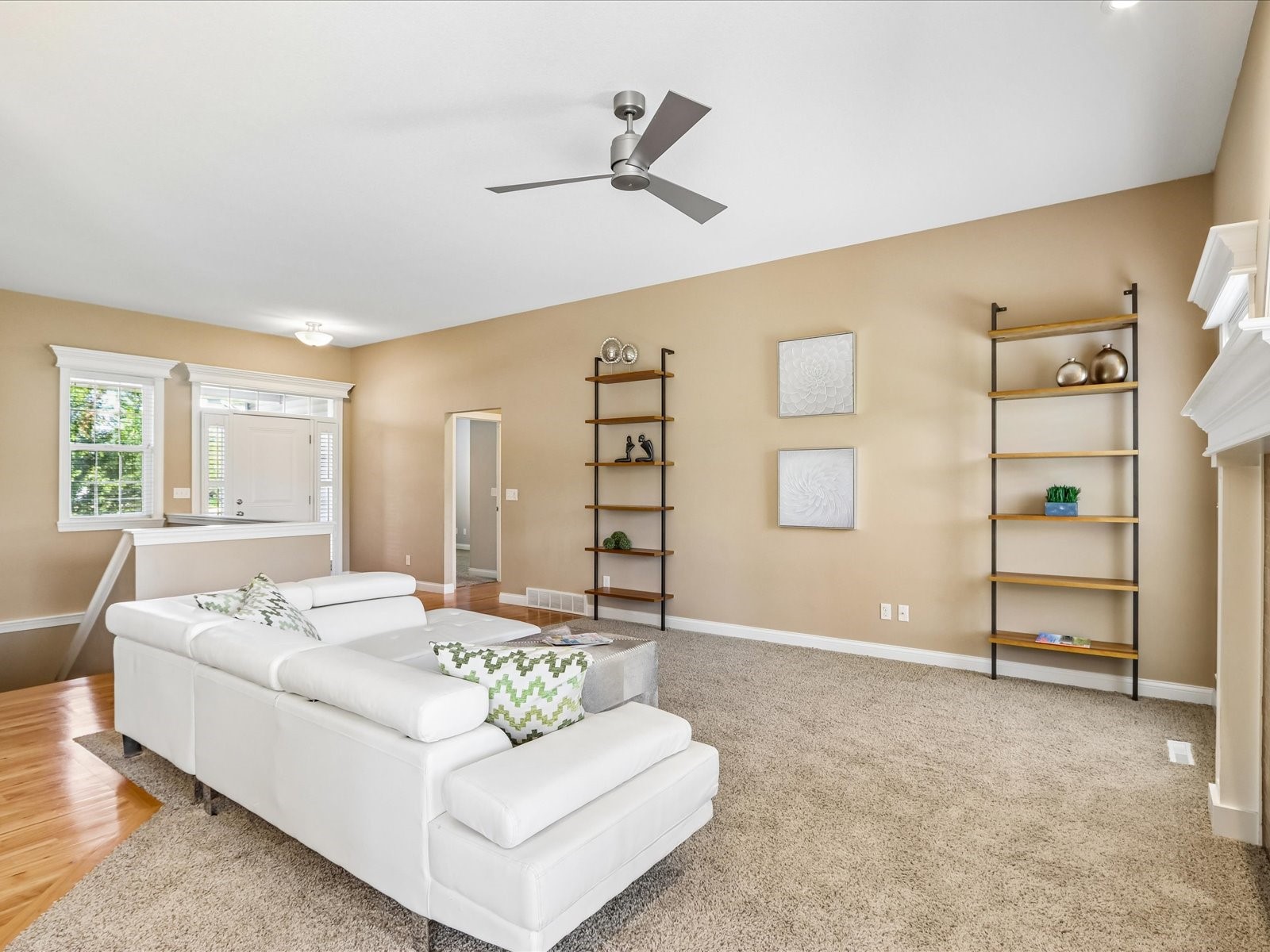 3015 Hillsboro Drive SW Cedar Rapids IA 52404
