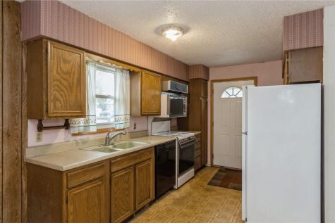 4416 Lee Street NE Cedar Rapids IA 52402