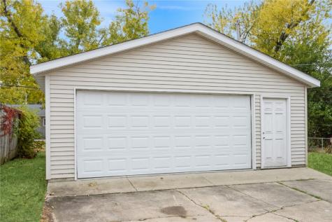 4416 Lee Street NE Cedar Rapids IA 52402