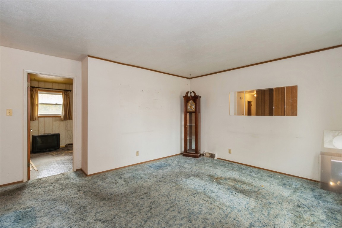4416 Lee Street NE Cedar Rapids IA 52402