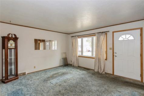 4416 Lee Street NE Cedar Rapids IA 52402
