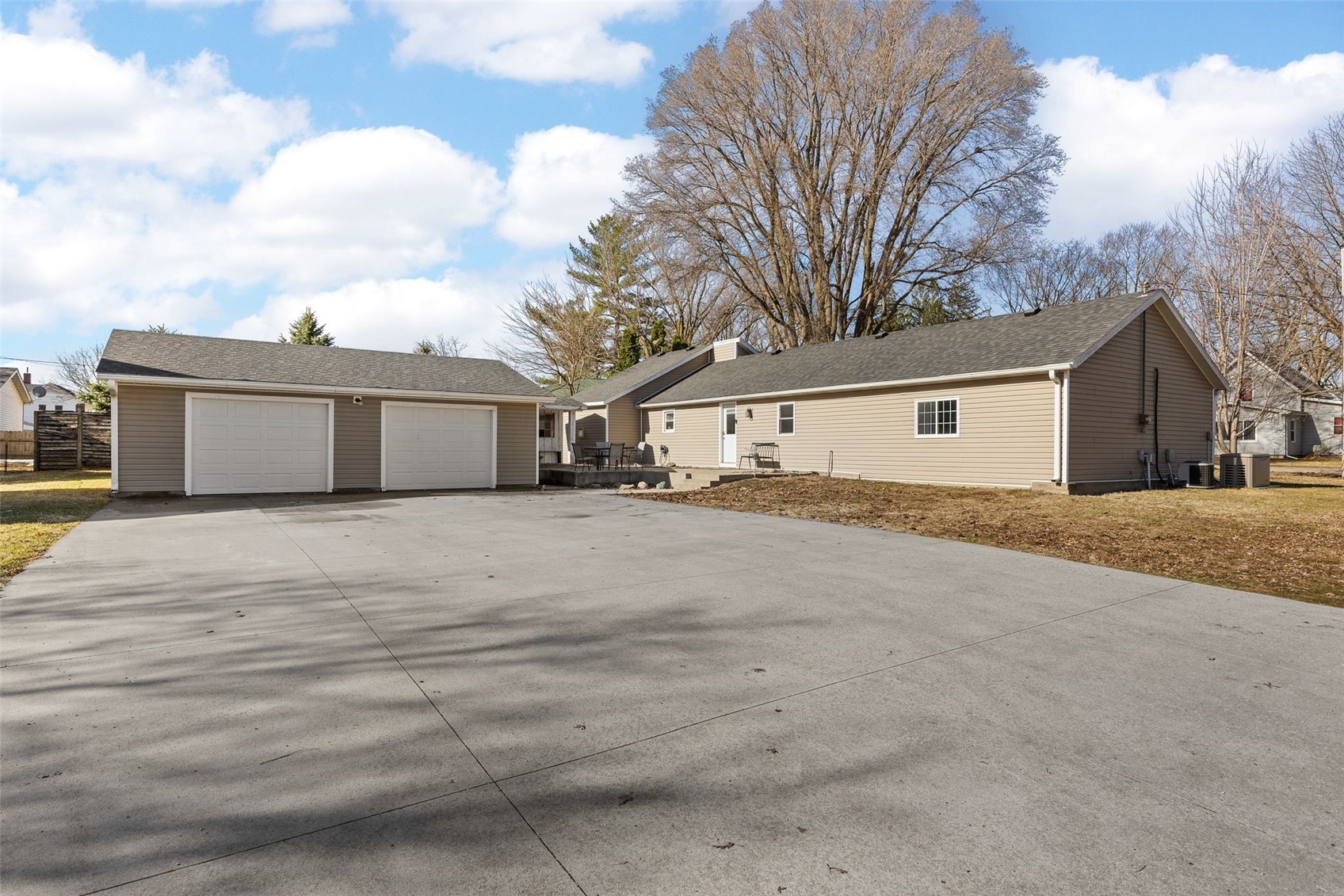 114 N Penn Street Lisbon IA 52253