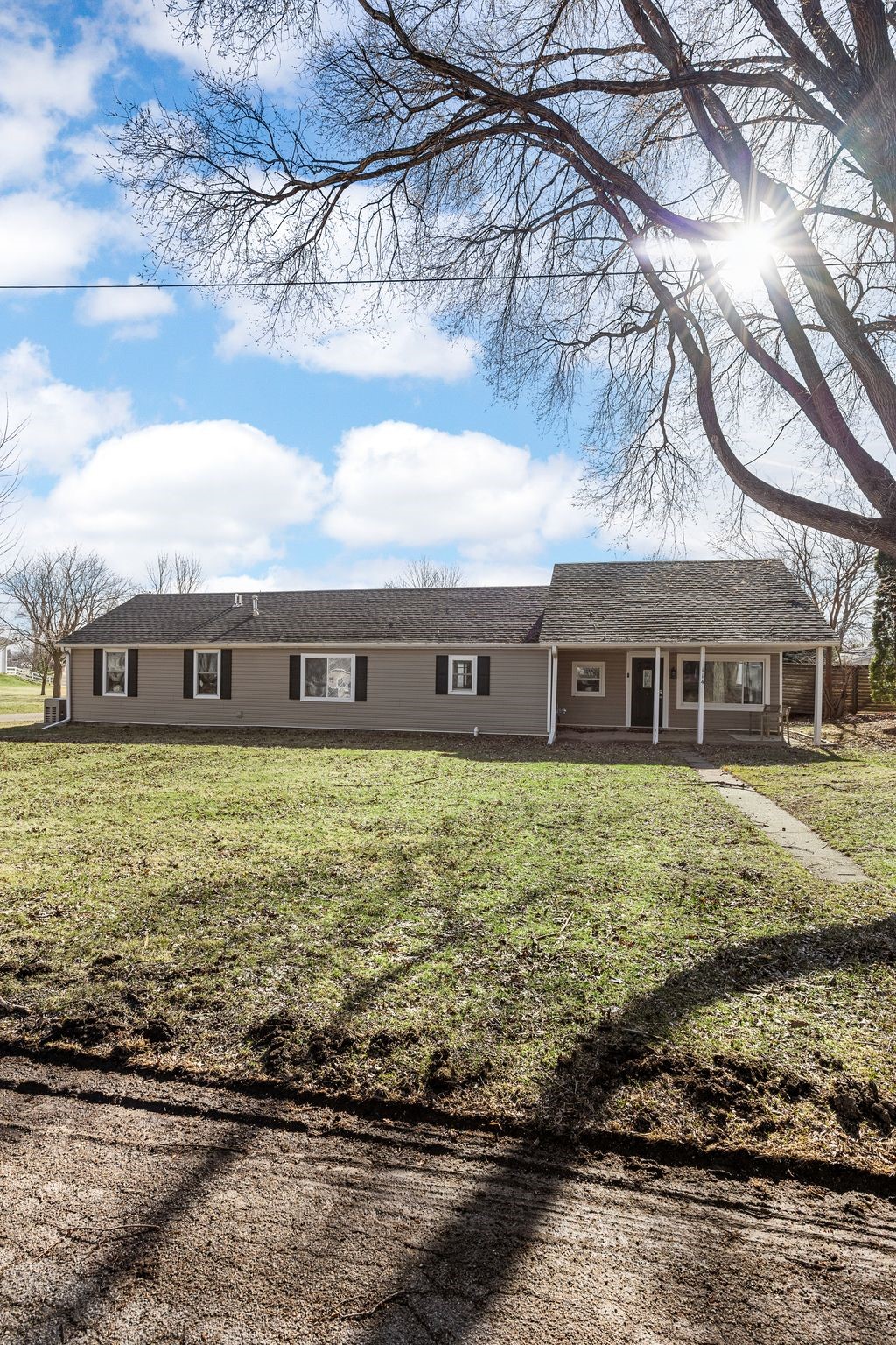 114 N Penn Street Lisbon IA 52253