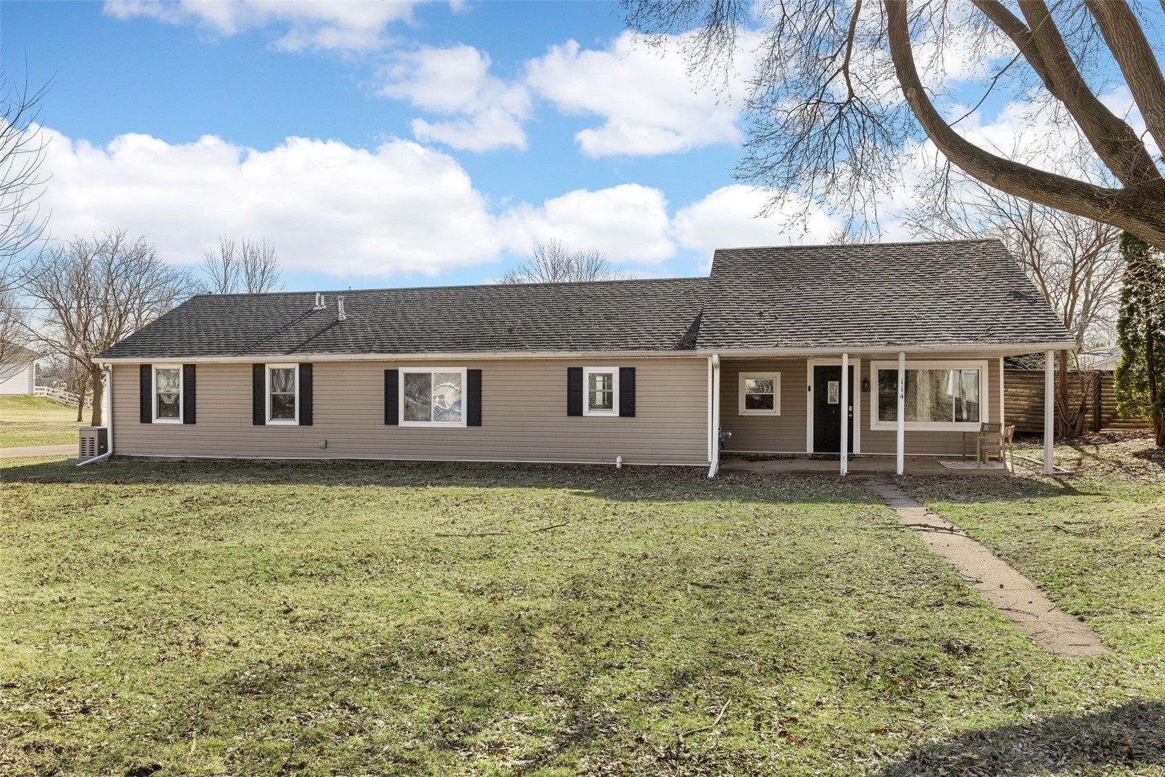 114 N Penn Street Lisbon IA 52253