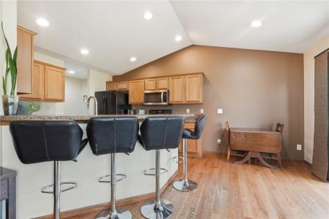 4592 Creekview Trail Palo IA 52324