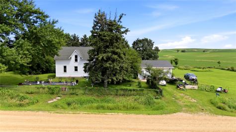 12242 70th Street Olin IA 52320