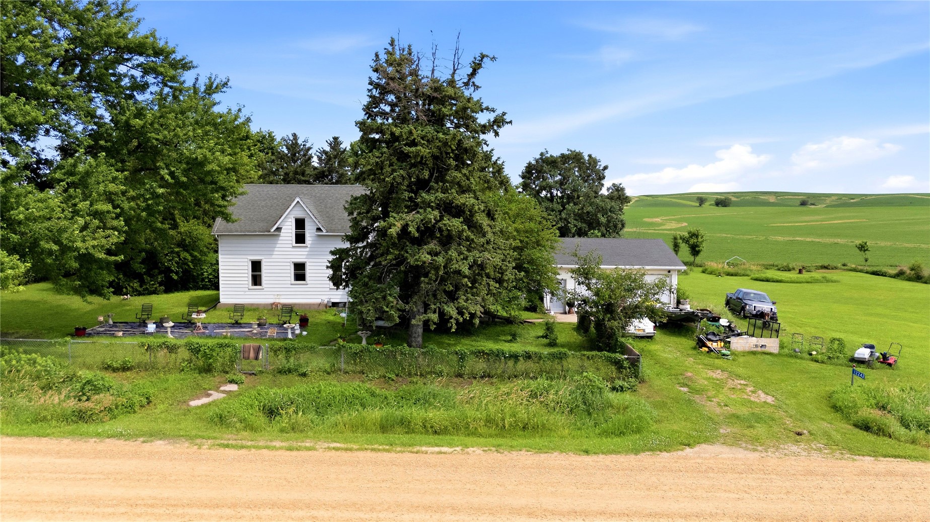 12242 70th Street Olin IA 52320
