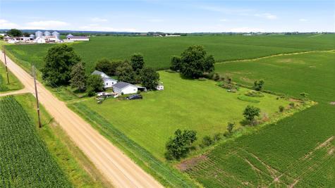 12242 70th Street Olin IA 52320