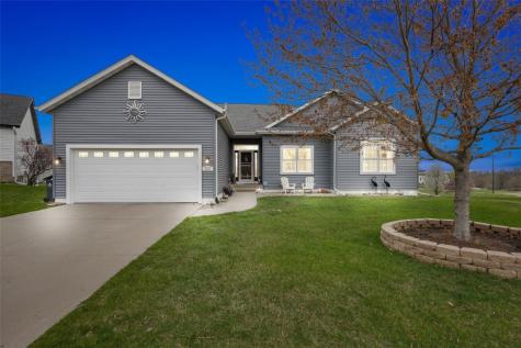 2521 Radcliffe Court SW Cedar Rapids IA 52404