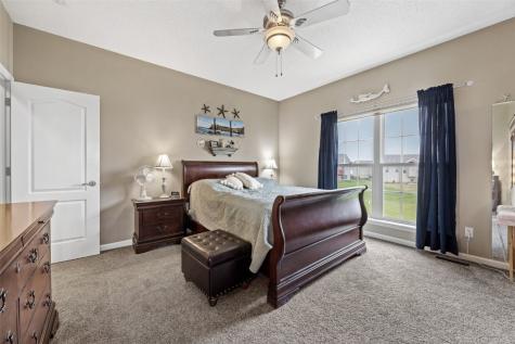 2521 Radcliffe Court SW Cedar Rapids IA 52404